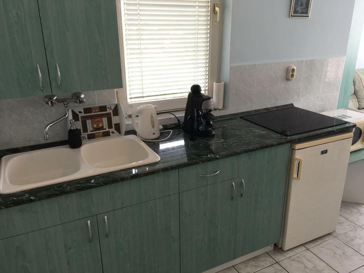Porat House Apartment ซาลาคาโรส ภายนอก รูปภาพ
